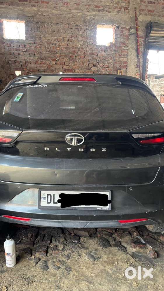 Tata Altroz 2023 Petrol Well Maintained