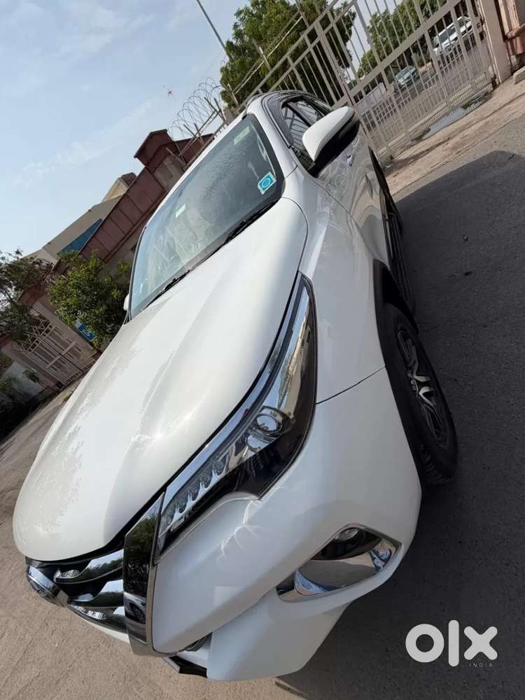 Toyota Fortuner 4x2 At, 2018, Diesel