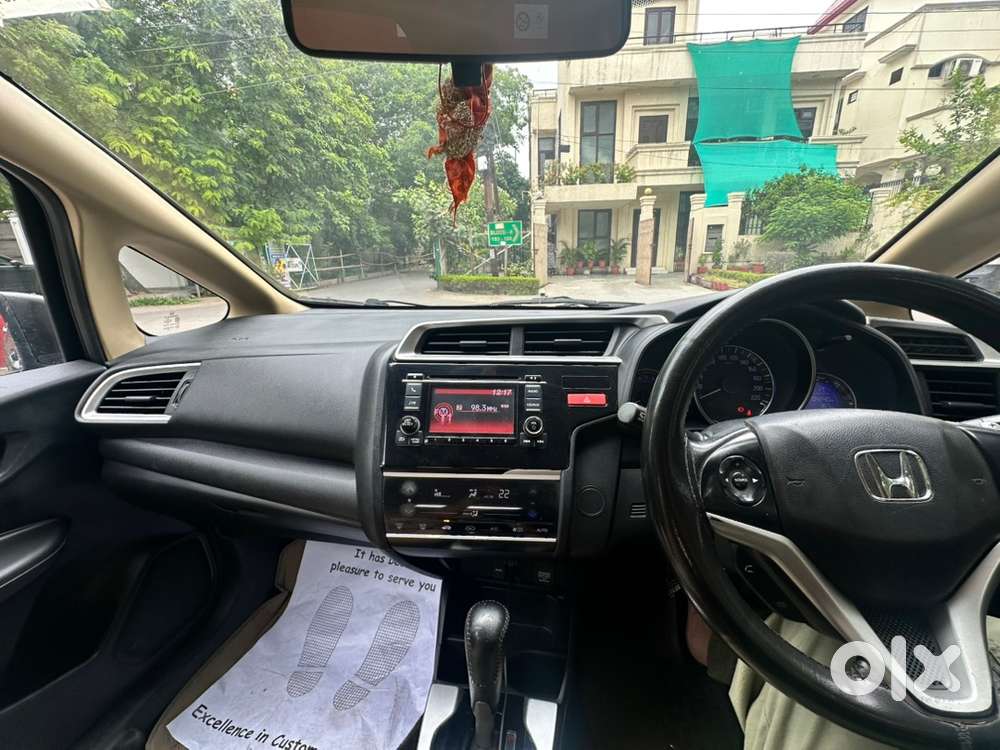 2015 Honda Jazz Auto V Petrol