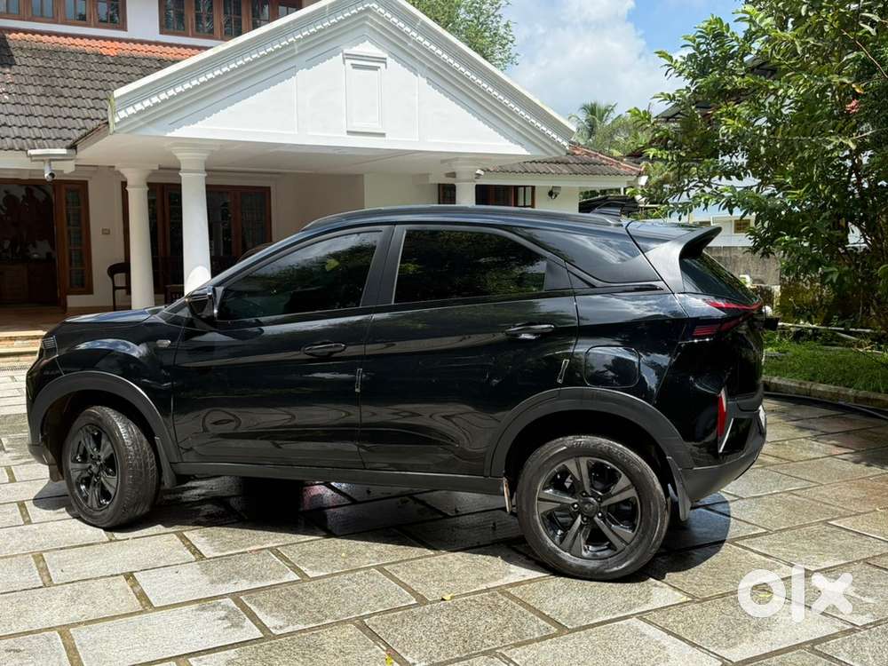 Tata Nexon Dark Ed 2024 - Amt - Sunroof Urgent Sale For Upgradation