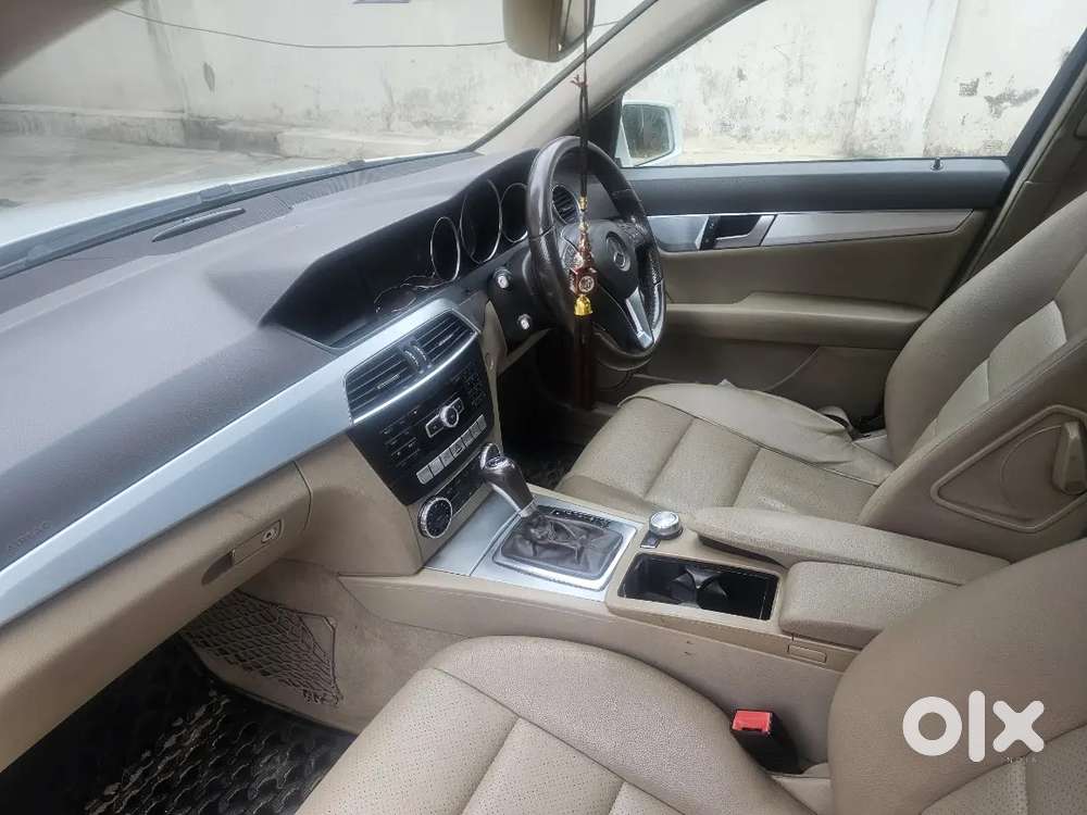 Mercedes-benz C-class 2013 Diesel Well Maintained Urgent Sell