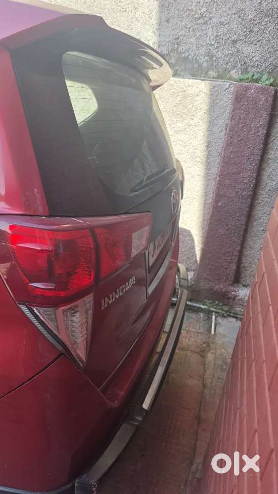 Toyota Innova Crysta 2.8 2017