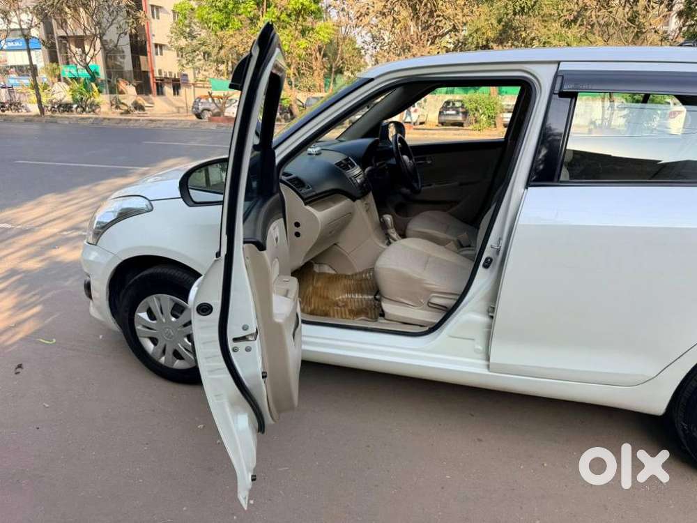 Maruti Suzuki Swift Dzire 1.2 Vxi Bsiv, 2012, Petrol