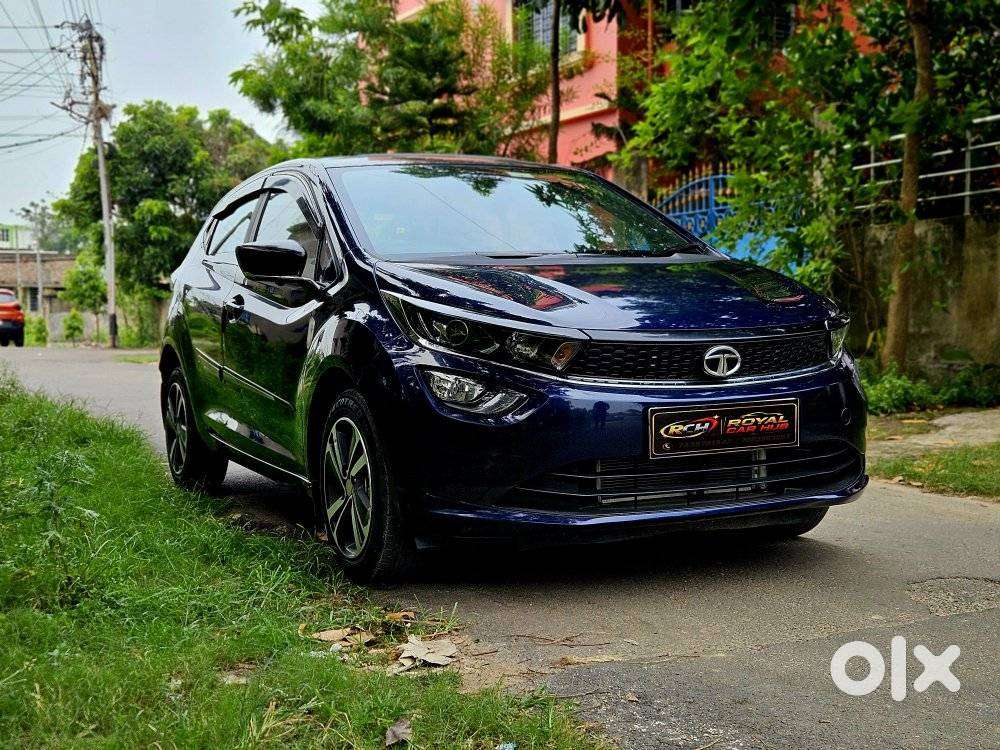 Tata Altroz Xz Plus (s) Dark Edition, 2023, Petrol