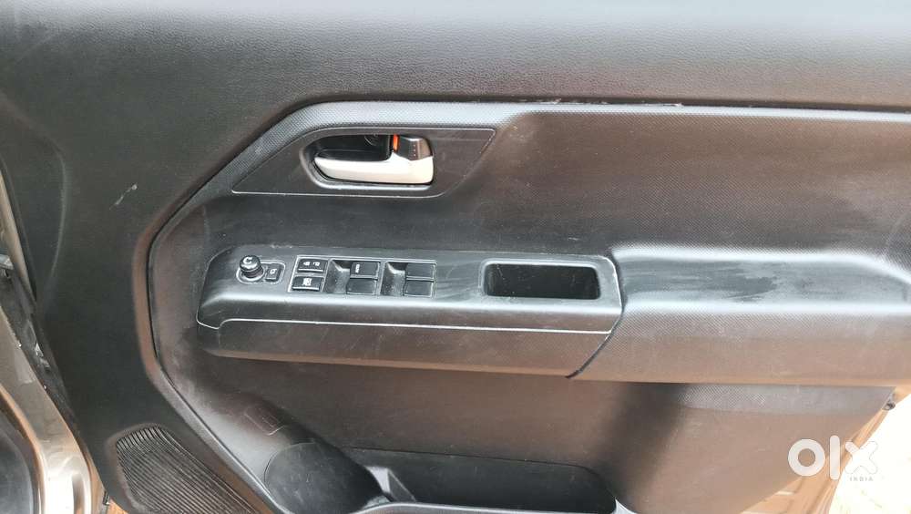 Maruti Suzuki Wagon R Zxi Amt 1.2, 2020, Petrol