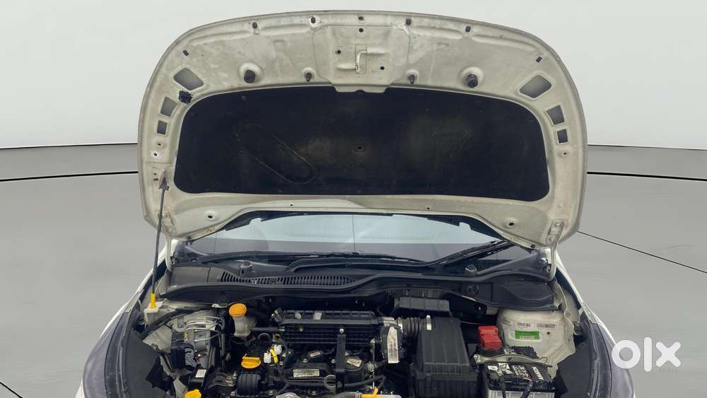 Tata Altroz Xz Plus (s), 2023, Petrol