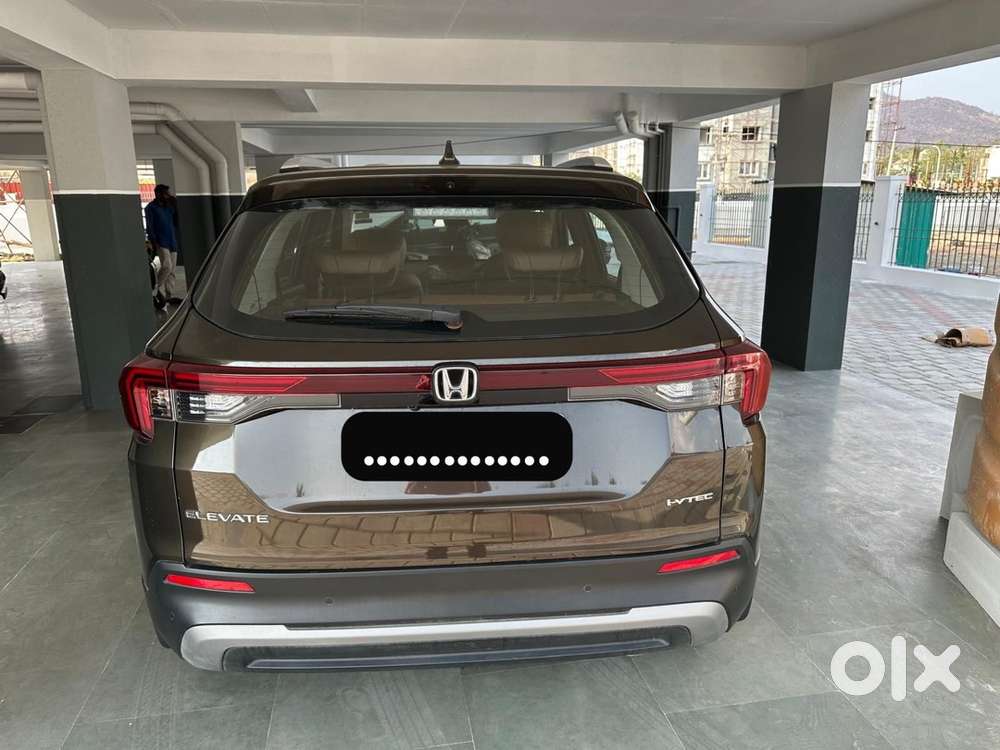 Honda Elevate 2023 (petrol) Excellent Condition 11000 Km Driven