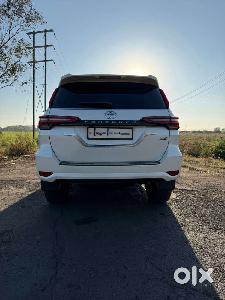 Toyota Fortuner Legender 2022 Diesel Good Condition