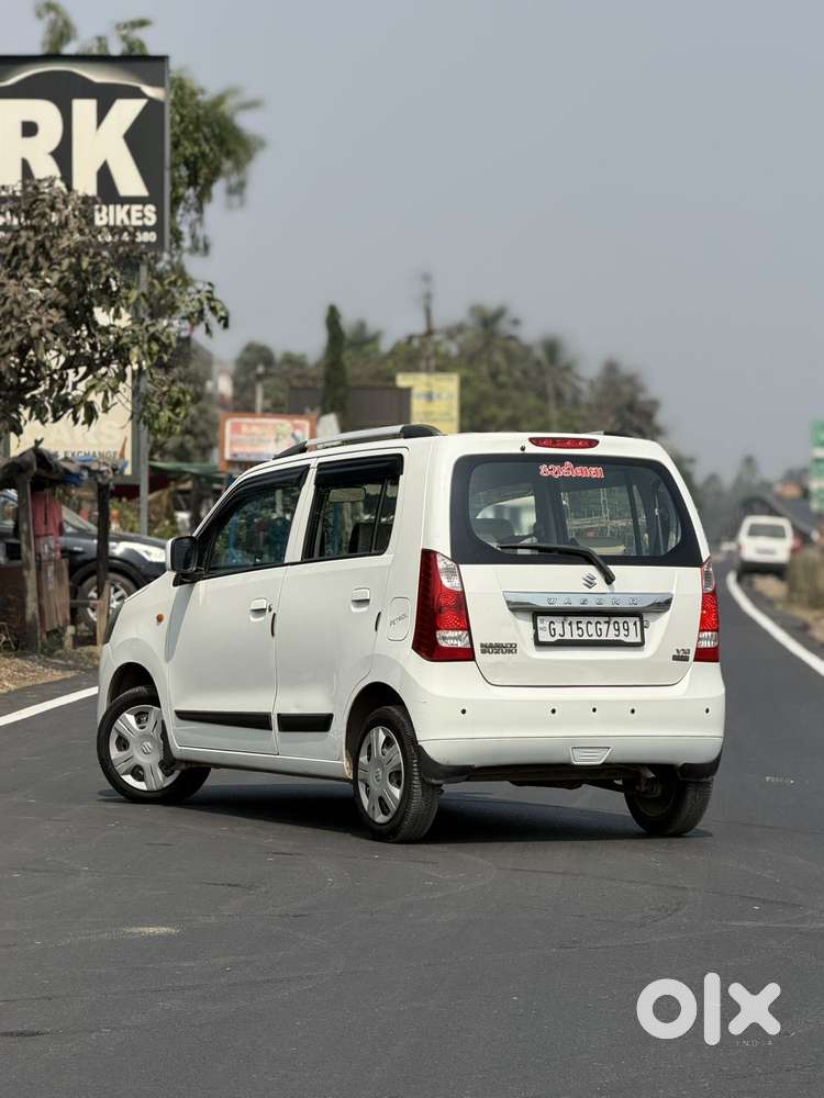 Maruti Suzuki Wagon R Amt Vxi Option, 2017, Petrol