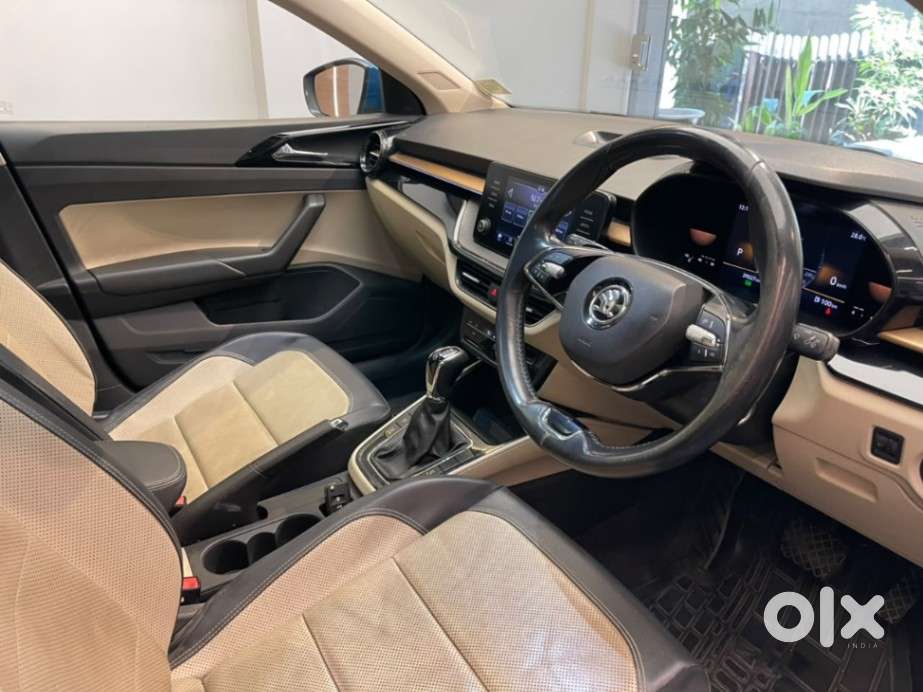 Skoda Slavia 1.0 Tsi Style At, 2022, Petrol