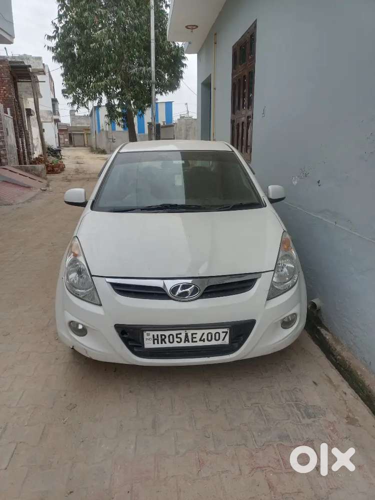Hyundai I20 2011 Diesel 122000 Km Driven