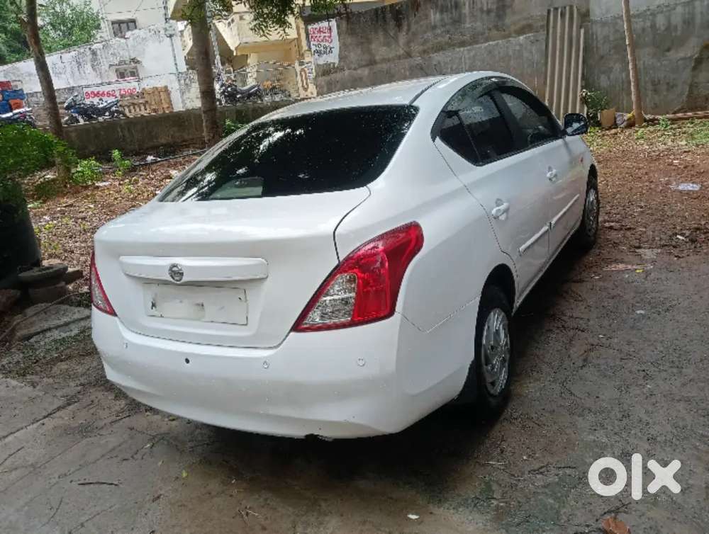 Nissan Sunny Diesel 2013