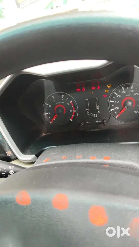 Mahindra Kuv 100 2016 Petrol 28900 Km Driven