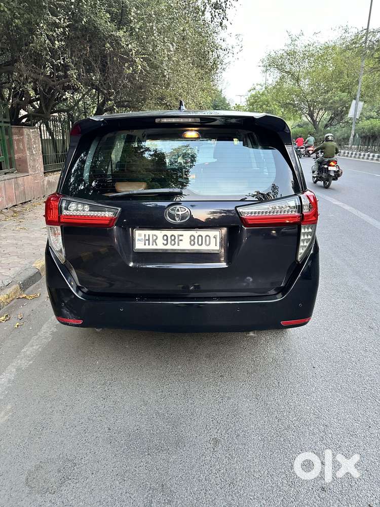 Toyota Innova Crysta [2020-ongoing] 2.4 Zx 7 Str, 2022, Diesel