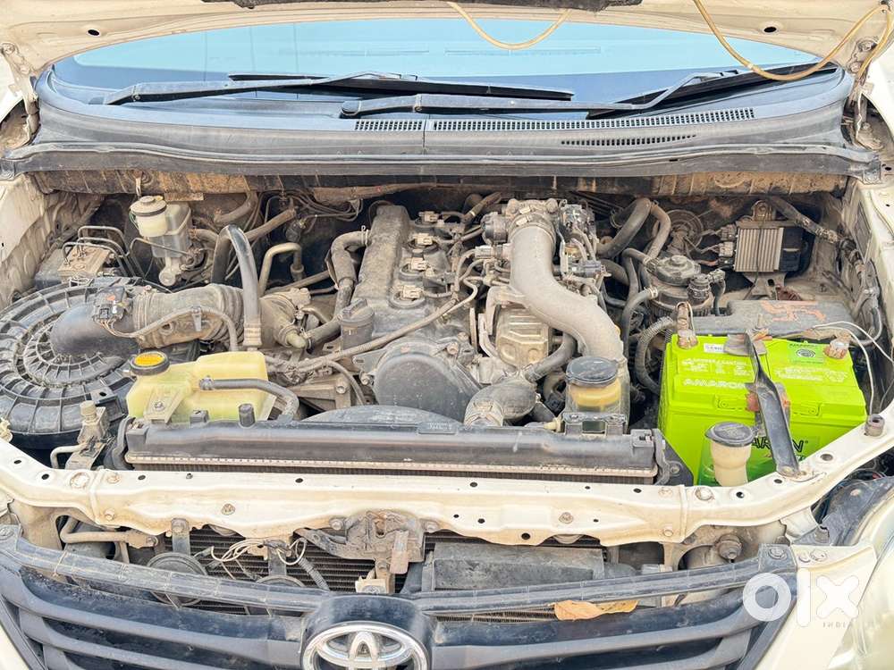 Toyota Innova 2012 Diesel Well Maintained