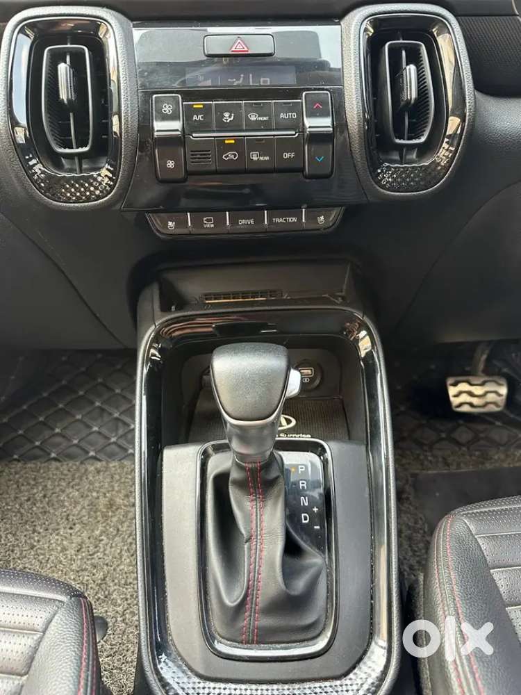 Kia Sonet 2021 Diesel Well Maintained