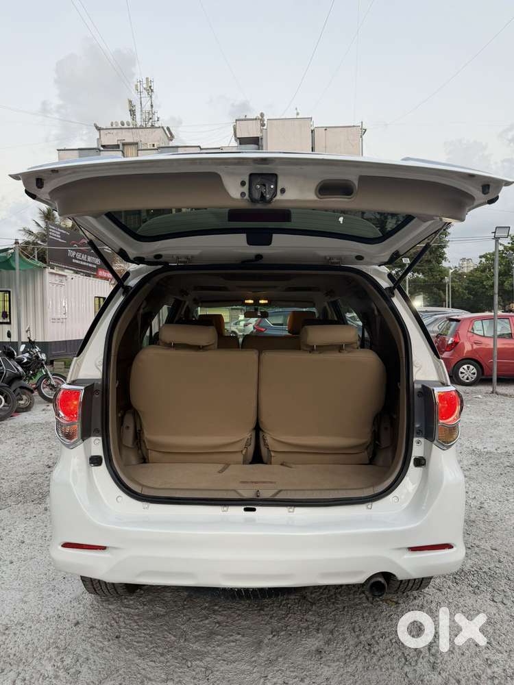 Toyota Fortuner 2011-2016 4x2 At, 2013, Diesel