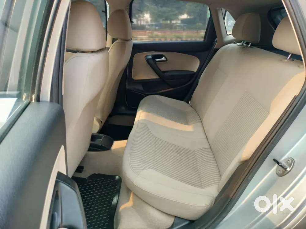 Volkswagen Polo Highline 2013 Car