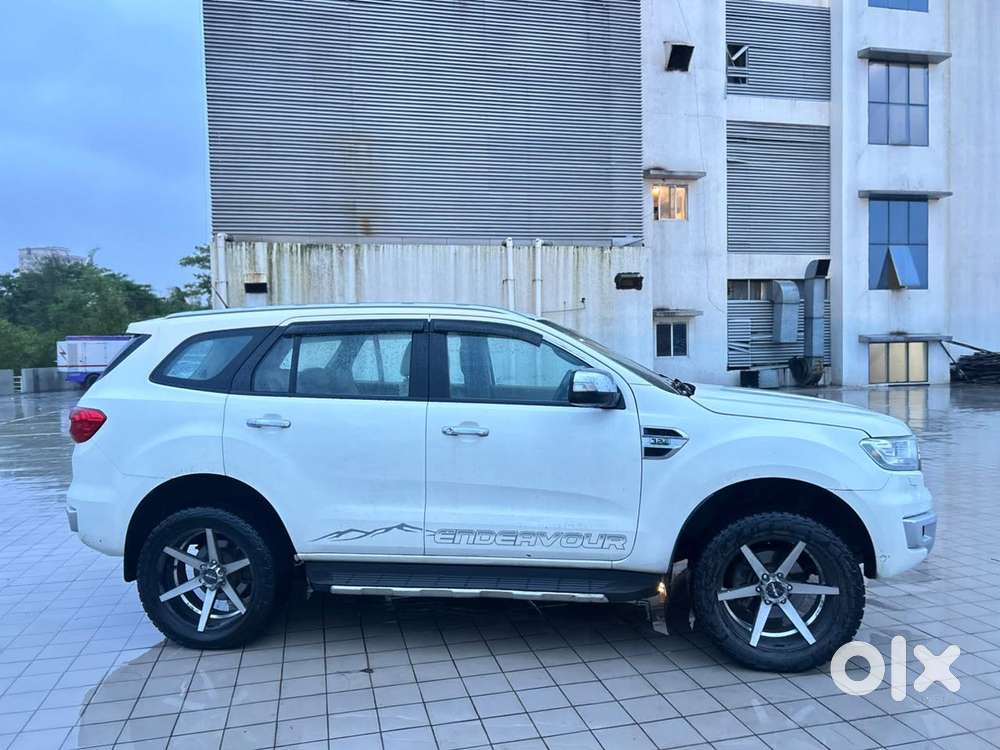 Ford Endeavour 3.2 Titanium Plus 4x4 At, 2016, Diesel