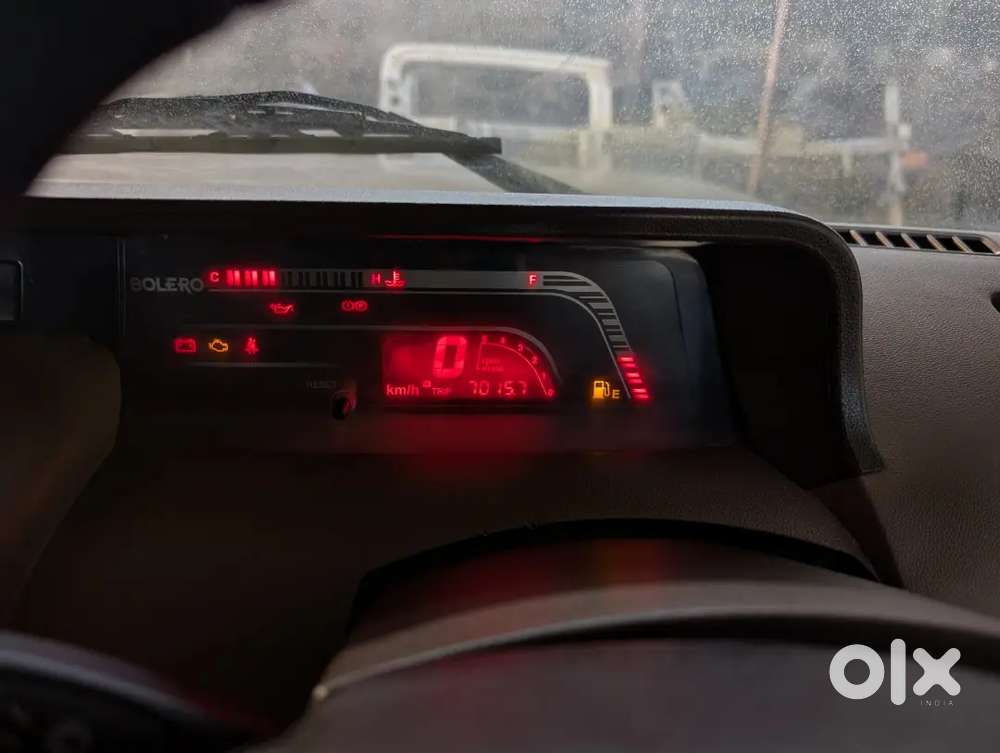 Mahindra Bolero Slx 2013