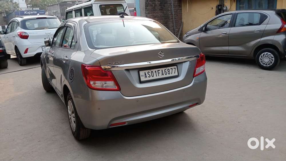 Maruti Suzuki Dzire 1.2 Vxi, 2022, Petrol
