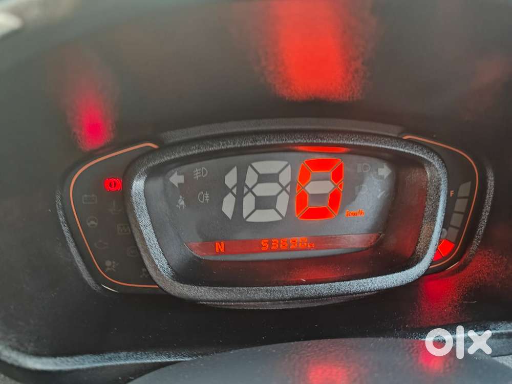 Renault Kwid 2015-2019 1.0 Rxt Amt, 2017, Petrol