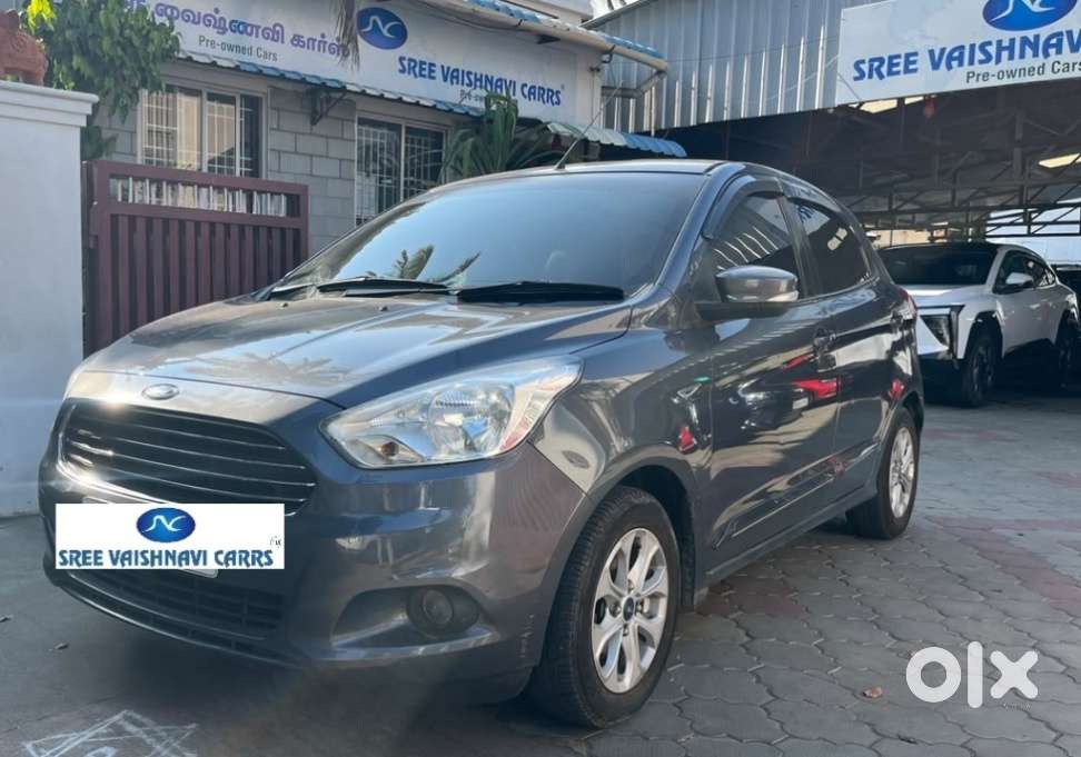 Ford Figo Petrol Titanium, 2015, Petrol