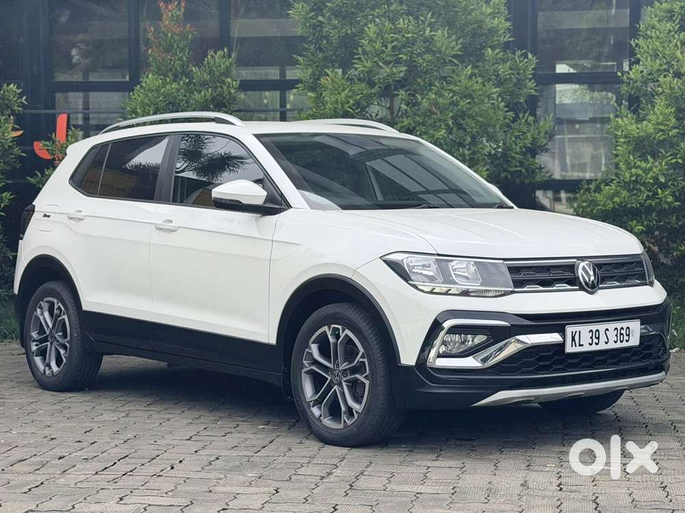 Volkswagen Taigun 1.0 Tsi Highline At, 2022, Petrol