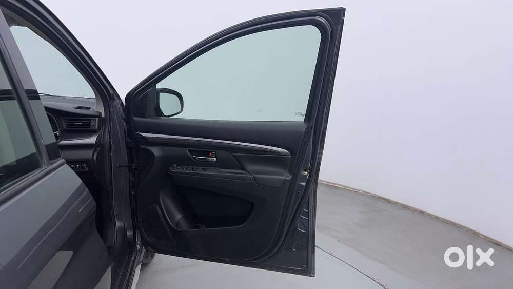 Maruti Suzuki Xl6 1.5 Alpha Plus At, 2022, Petrol