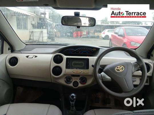Toyota Etios Liva V, 2015, Petrol