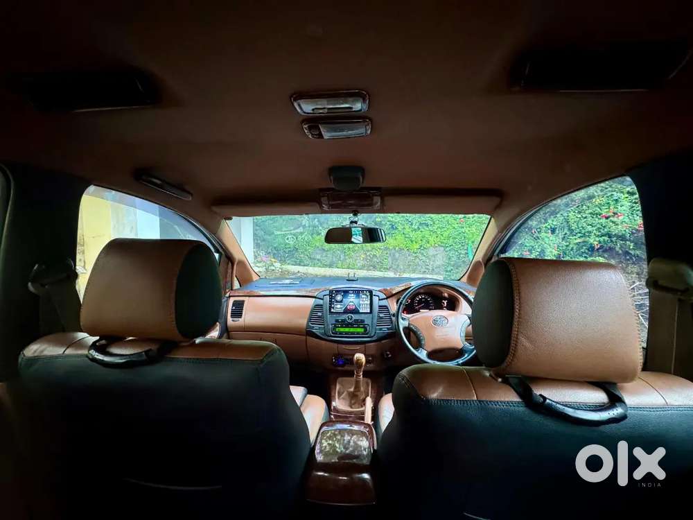 Toyota Innova 2.5 V 2009