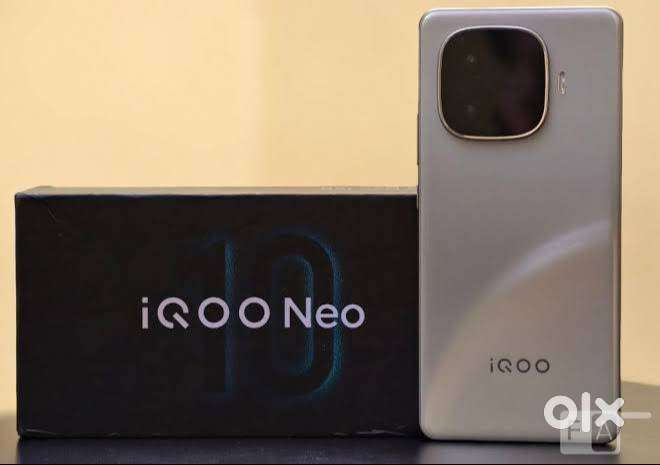 IQOO NEO 10R REFURBISHED ( 8 GB RAM AND 256 GB STORAGE )