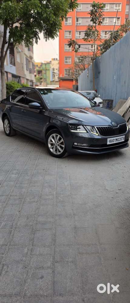 Skoda Octavia 2013-2017 Style Plus 1.8 Tsi At, 2017, Petrol