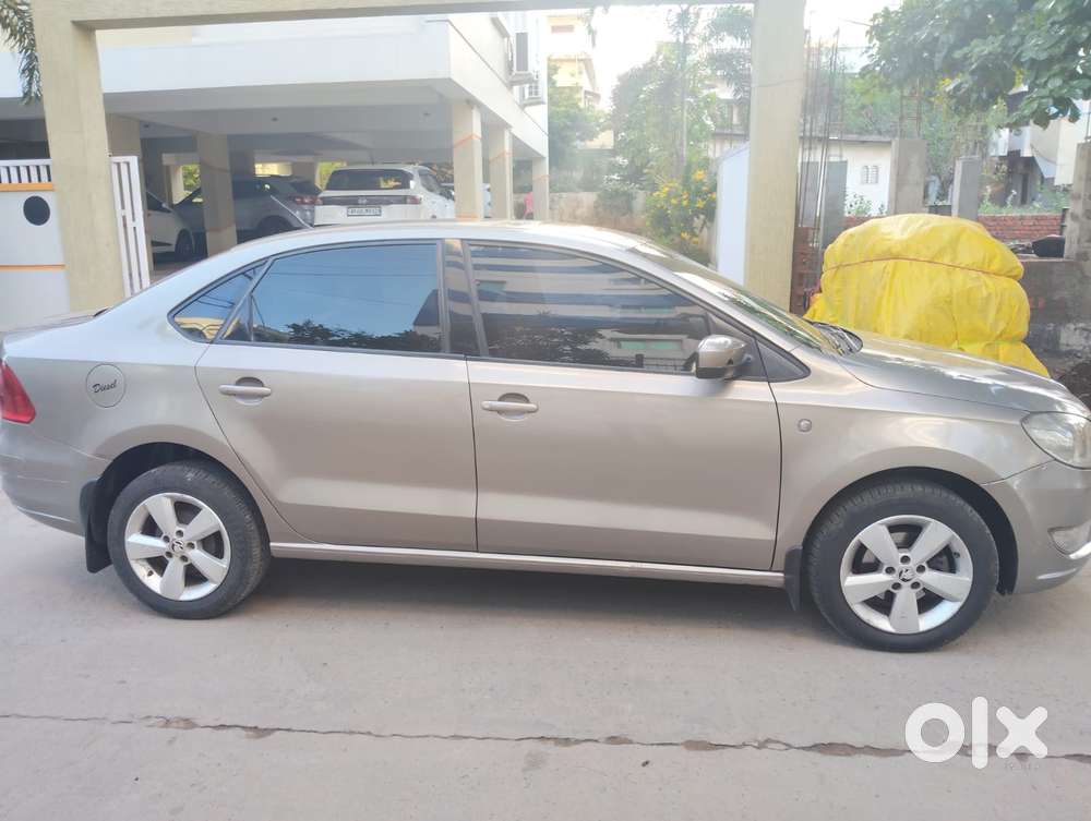 Skoda Rapid 1.5 Tdi Cr Elegance Plus, 2015, Diesel