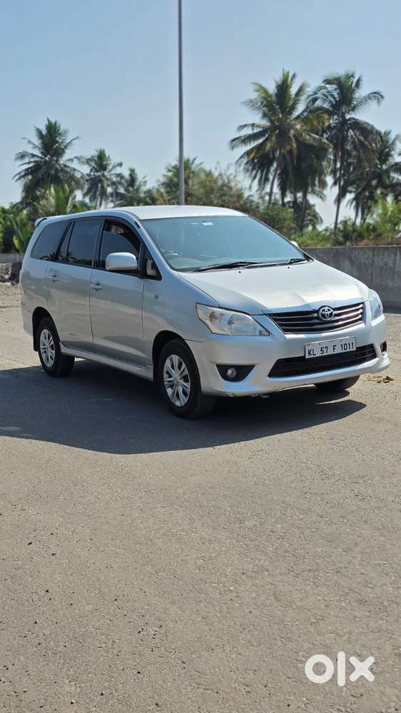 Toyota Innova [2013-2016] 2.5 G2 7 Str, 2012, Diesel