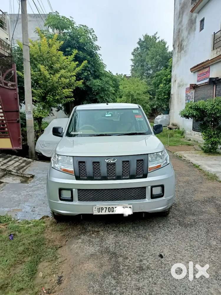 Mahindra Tuv300 T4+  2017 Model
