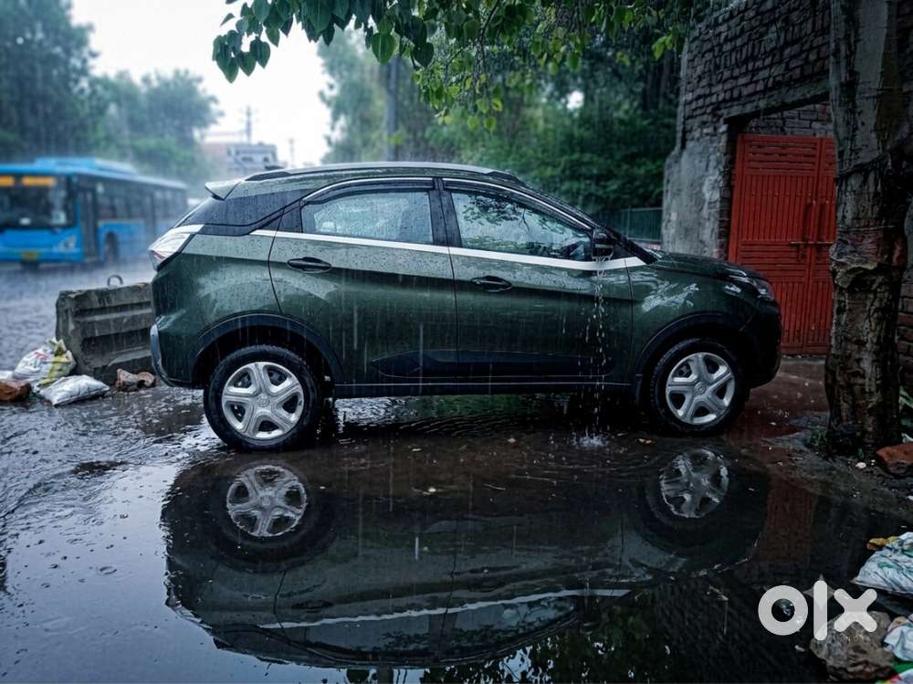 Nexon Xm-s 2022 Sunroof Petrol Insurance Valid