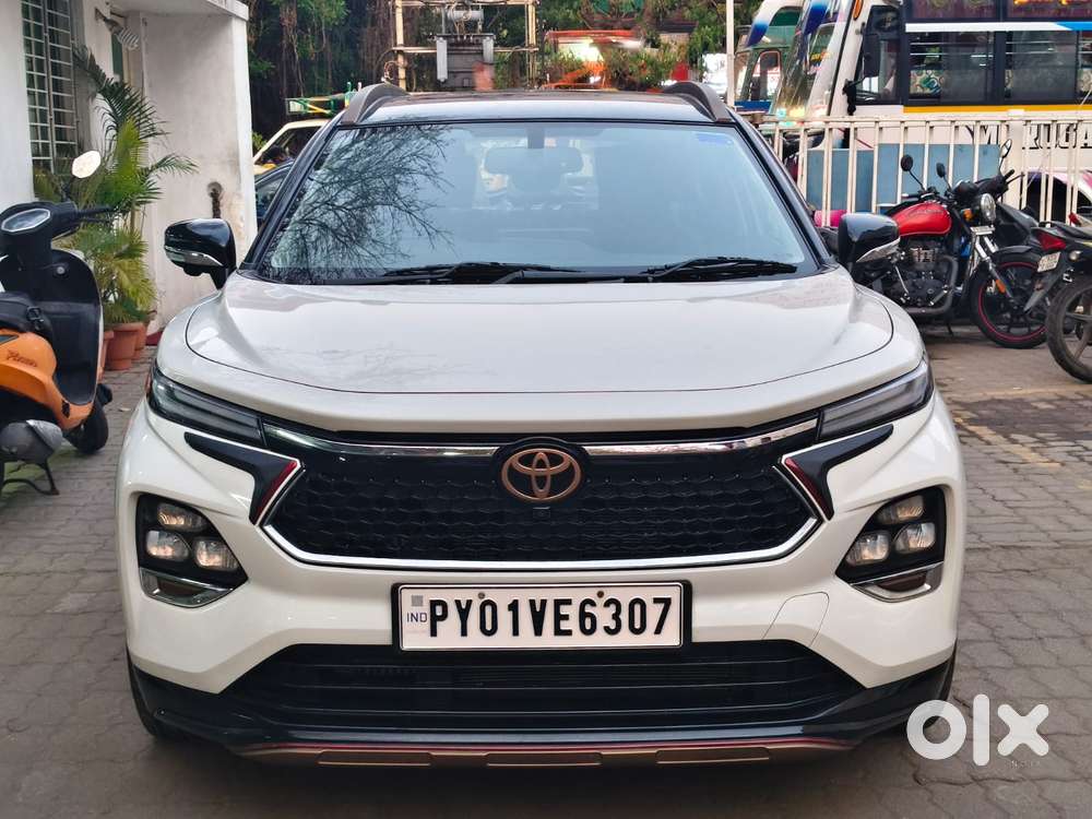 Toyota Urban Cruiser Taisor V 1.0 Petrol At Dual Tone, 2024, Petrol