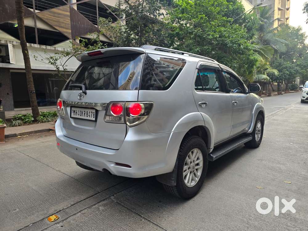 Toyota Fortuner 4x2 Manual, 2012, Diesel