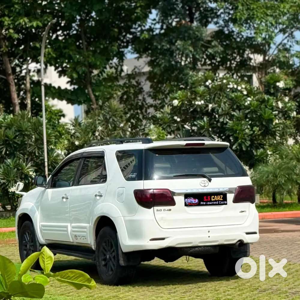 Toyota Fortuner 3.0 4x4 Manual, 2011, Diesel