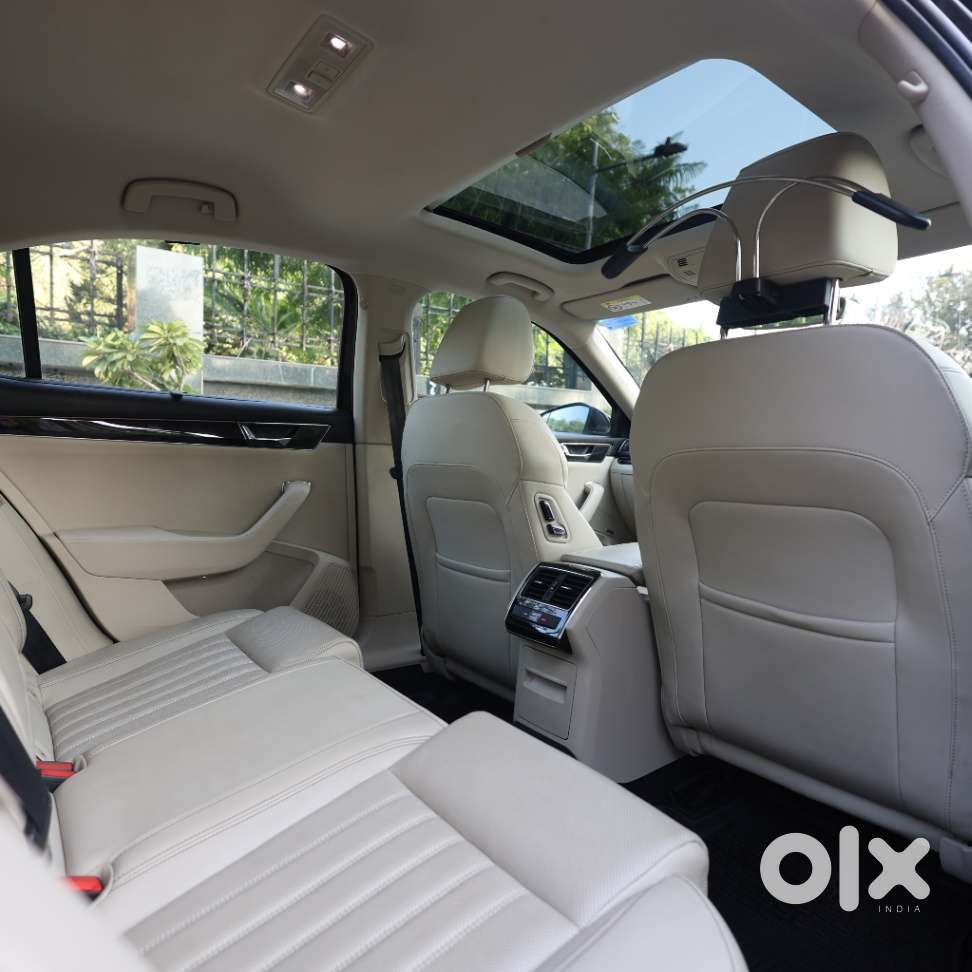 Skoda Superb 2.0 Tsi At L&k, 2021, Petrol