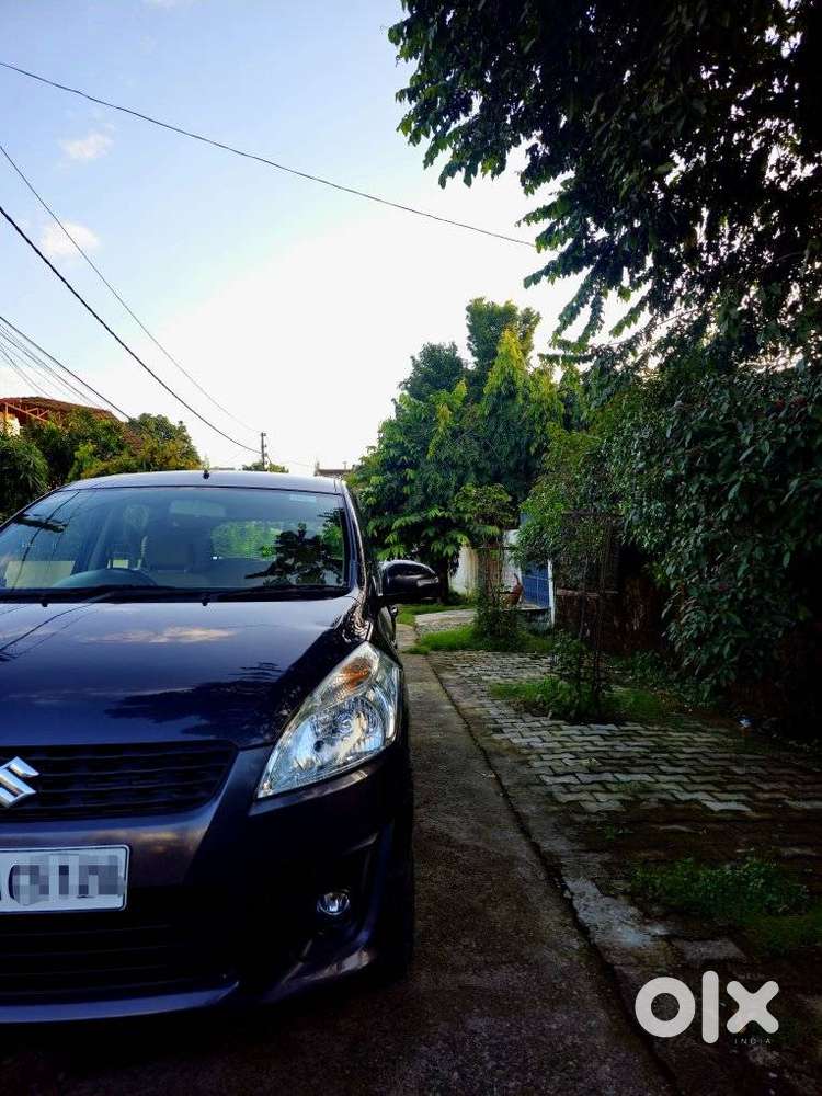 Maruti Suzuki Ertiga Vxi Abs, 2013, Petrol
