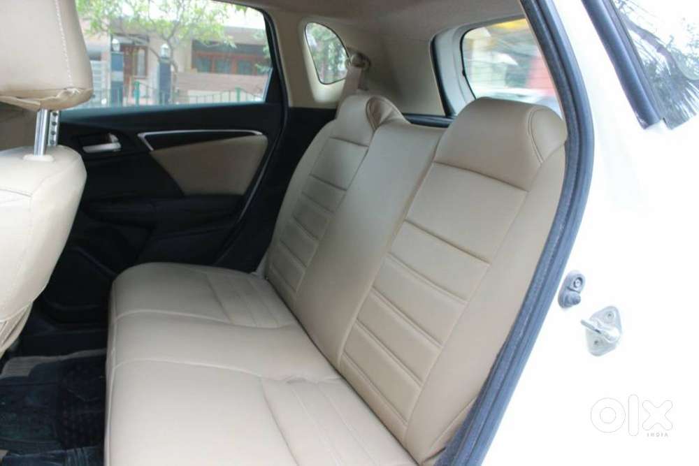Honda Jazz V Automatic, 2015, Petrol