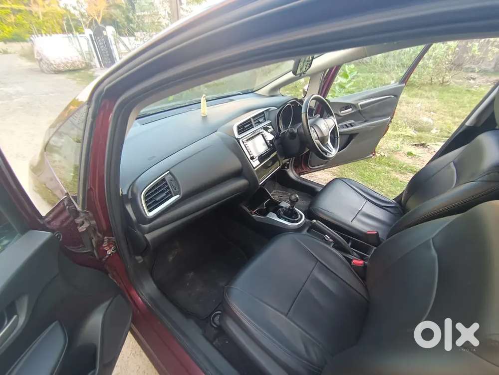 Honda Jazz Vx 2017 Diesel 79350 Km - P2p Insurance Till Dec-2026