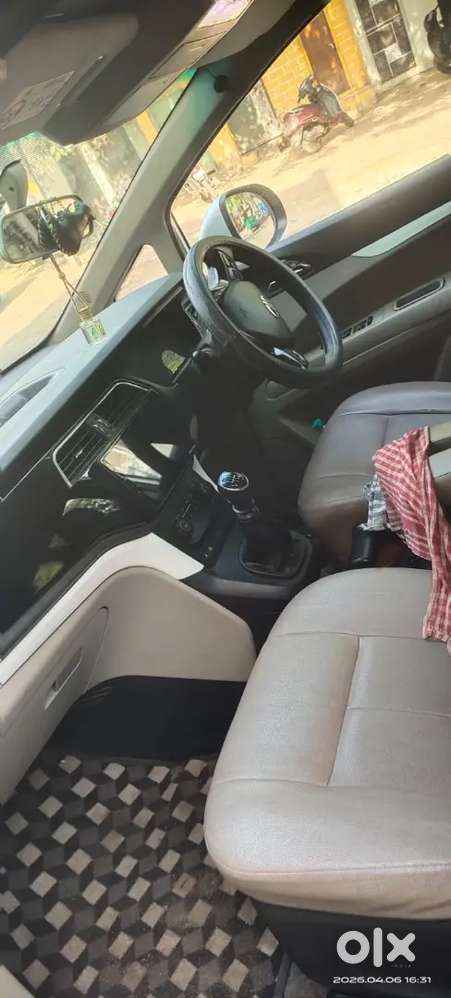 Urgent Mahindra Marazzo 2018 Diesel Good Condition