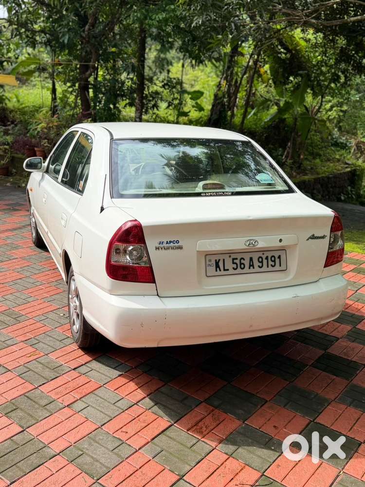 Hyundai Accent 2009 Model Petrol Manual Rs.135000