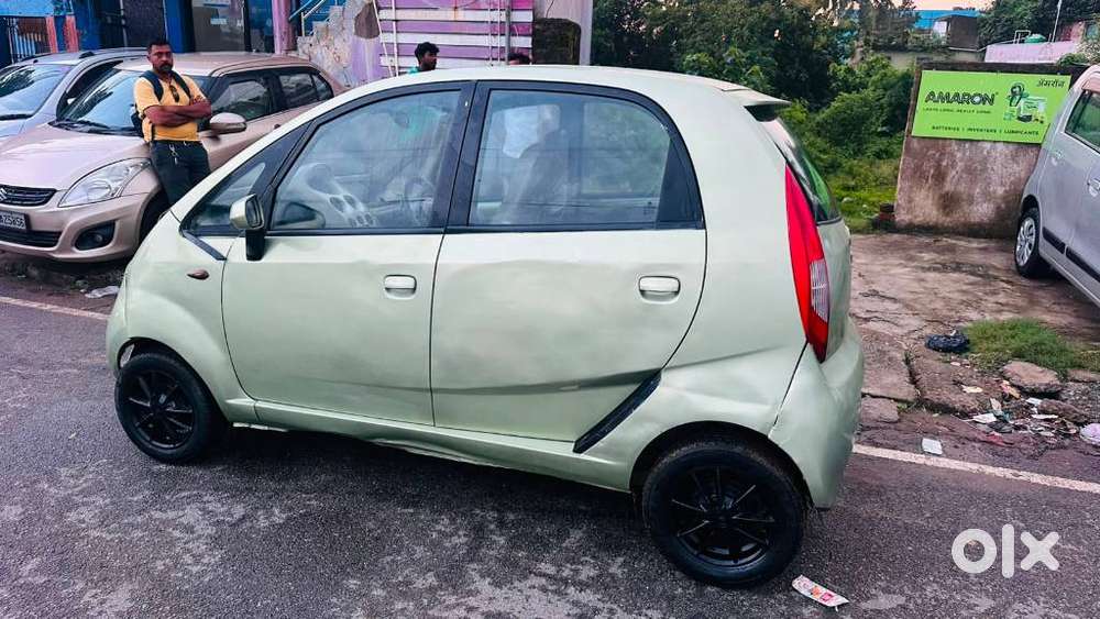 Tata Nano Xe, 2013, Petrol