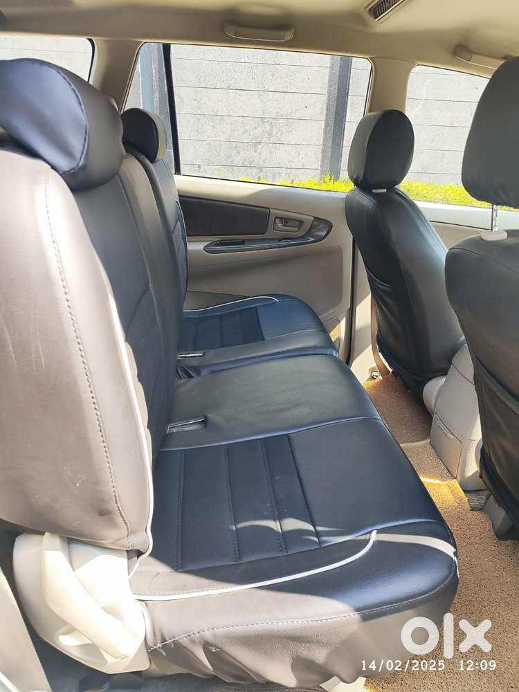 Toyota Innova 2.5 G (diesel) 7 Seater, 2014, Diesel