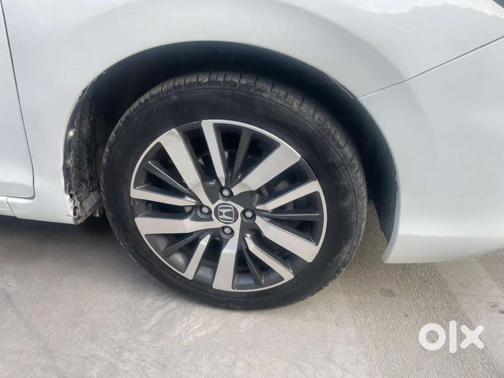 Honda City 2022 Oct Model  Petrol Sunroof  Well Maintained