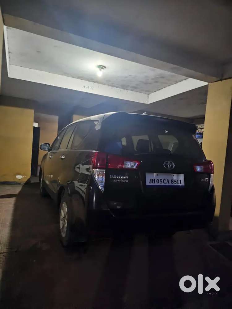 Toyota Innova Crysta 2018 Diesel Manual 1st